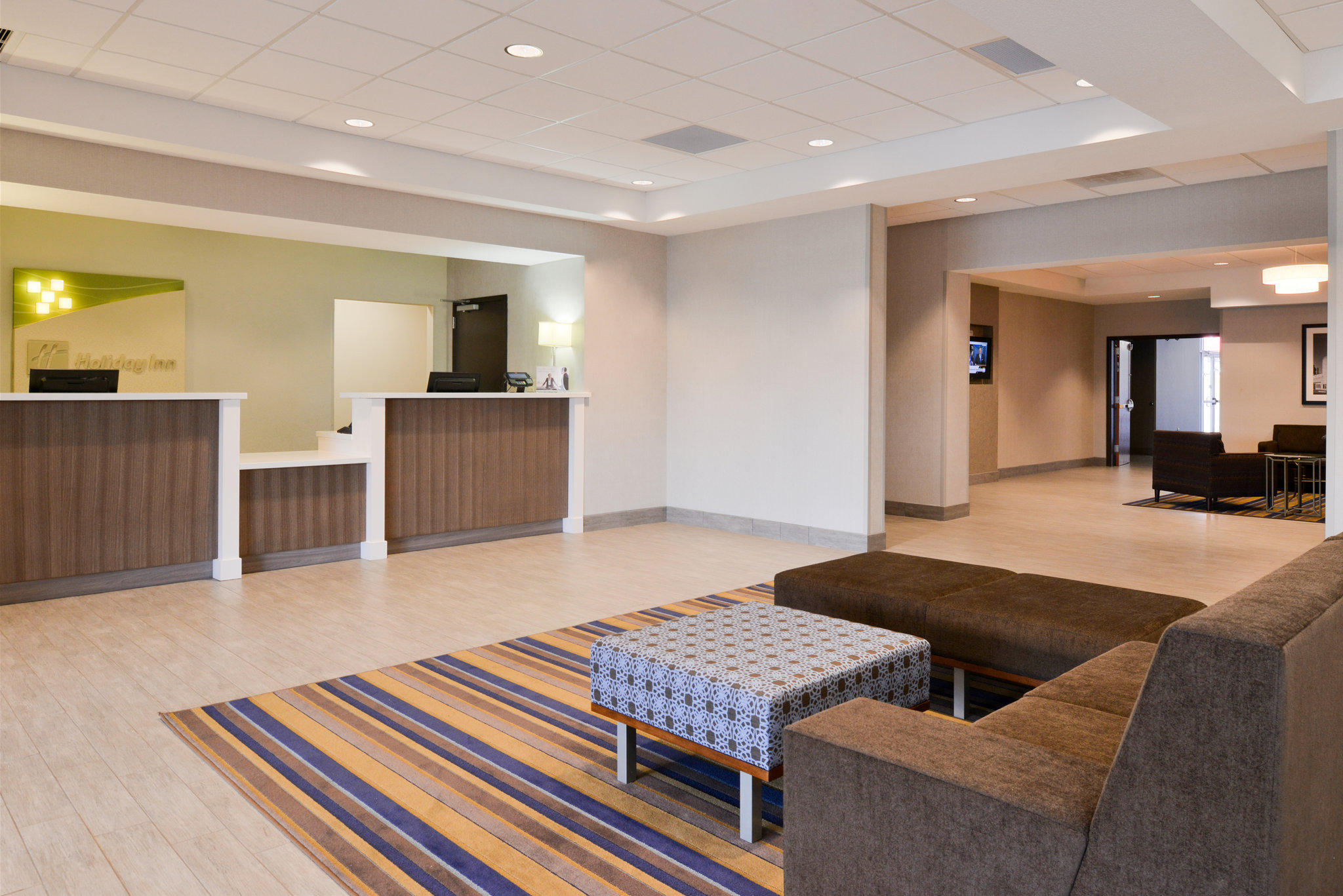 Фото Holiday Inn Poplar Bluff by Ihg