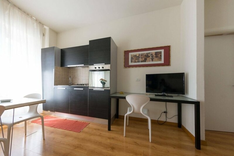 Гостиница Dietro Piazza Apartments