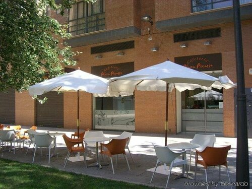 Апартаменты Apartamentos Plaza Picasso в Валенсии