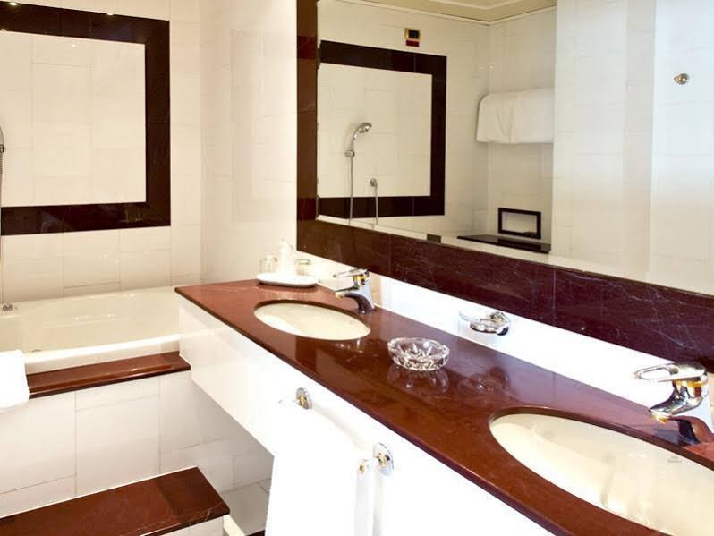 Фото Royal Hotel Carlton