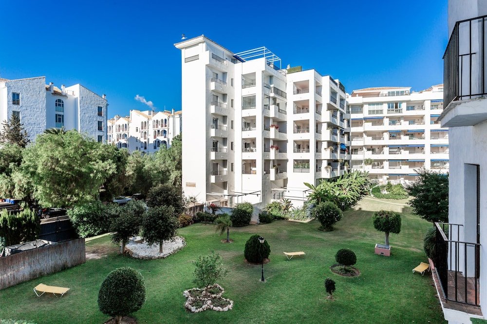 Фото Luxury Villa Puerto Banus