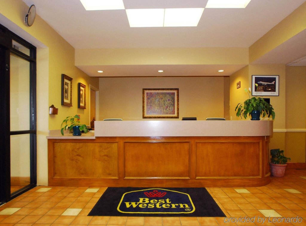 Фото Four Points by Sheraton Omaha Midtown