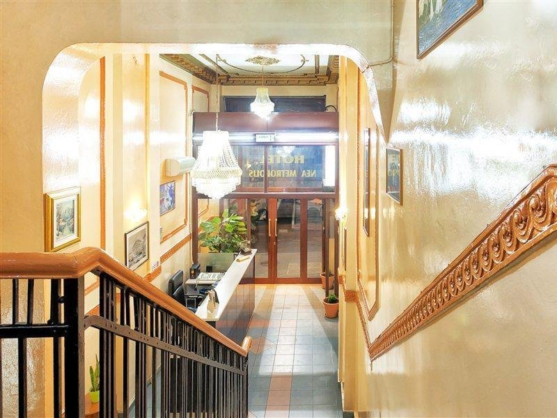 Фото Nea Metropolis Hotel