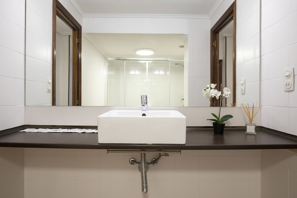 Фото Zubieta by Forever Rentals. 4 Bedroom Apartment. Wifi. Groups. 80m. Beach