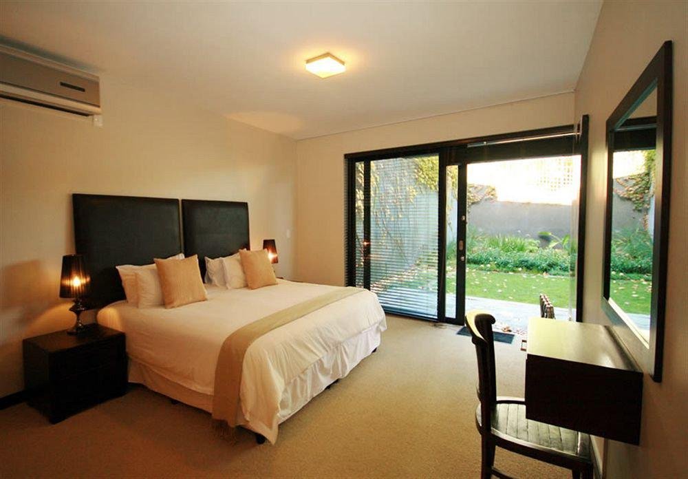 Фото The Glen Apartments