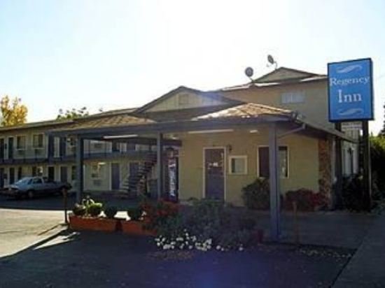 Фото Regency Inn