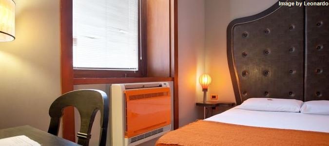 Фото Orange Hotel