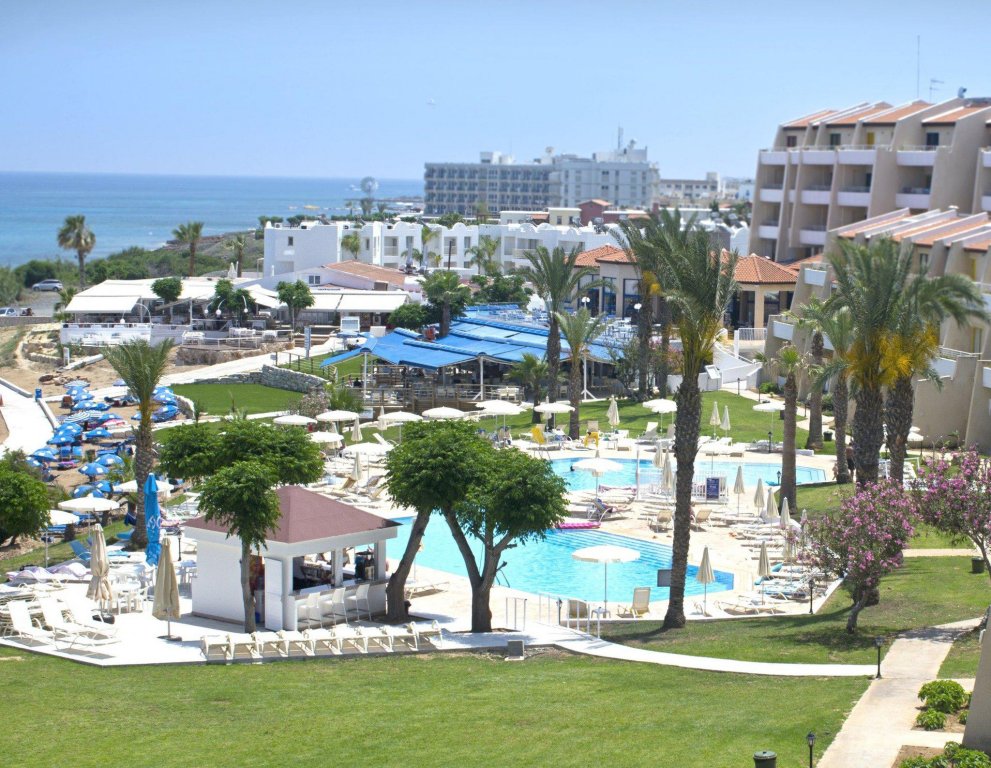 Фото MyroAndrou Beach Hotel Apartments