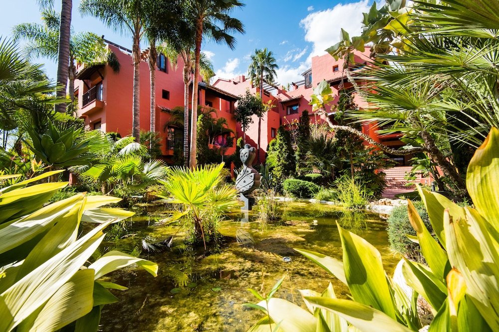 Фото Marbella Beach Resort at Club Playa Real