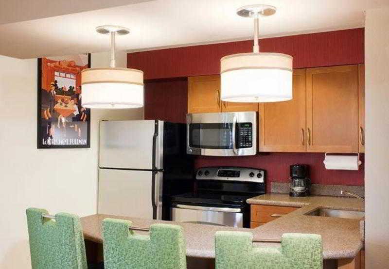 Фото Sonesta Es Suites Scottsdale