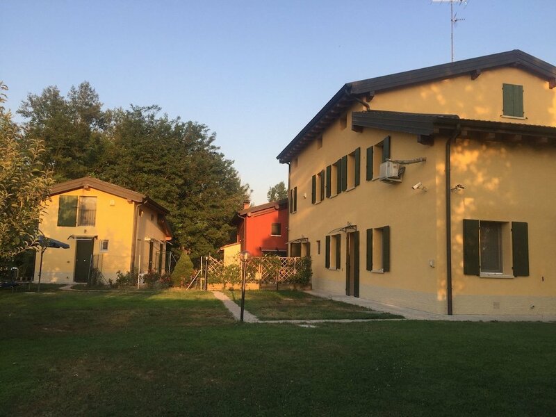 Гостиница B&b Nido Sui Laghi