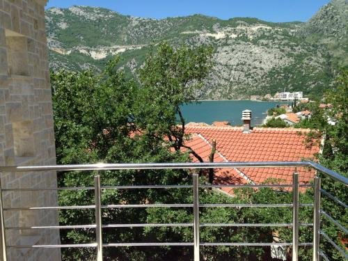 Фото Apartments Risan