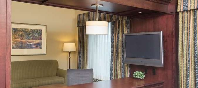 Фото Hampton Inn & Suites Indianapolis-Airport