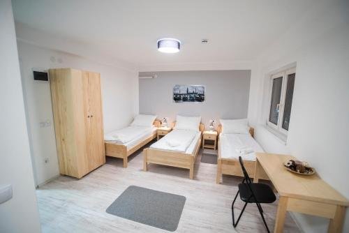 Фото Bloom Inn Hotel & Hostel