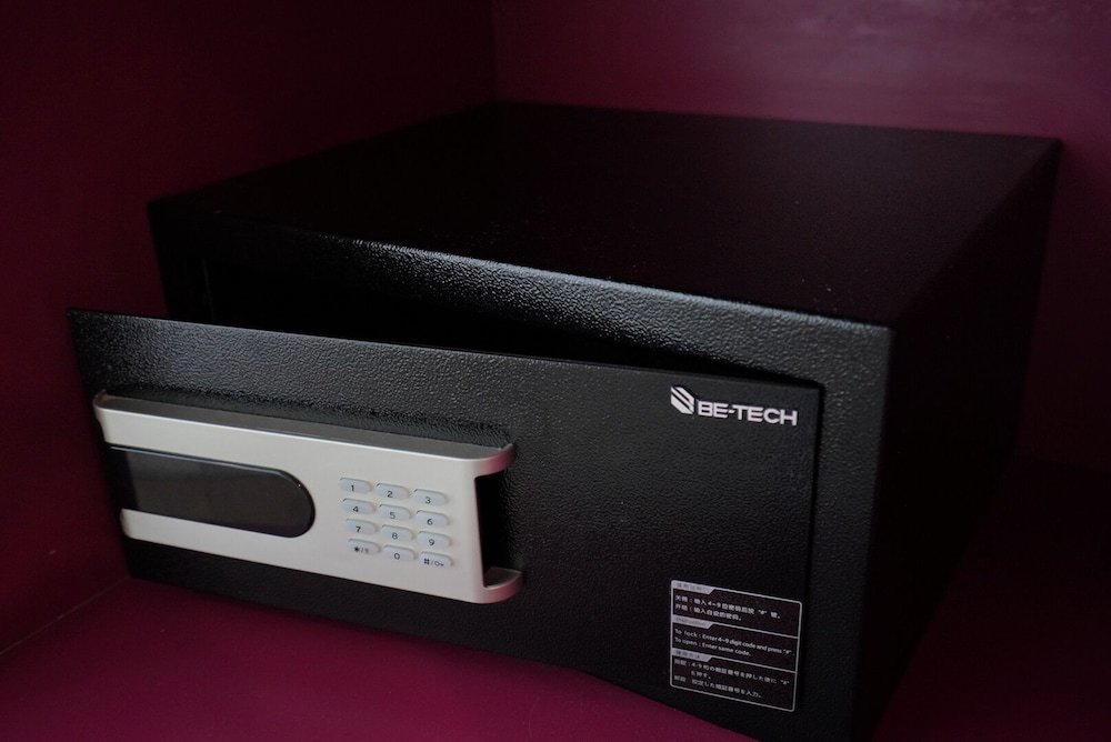 Фото SunSeaSand Hotel Patong