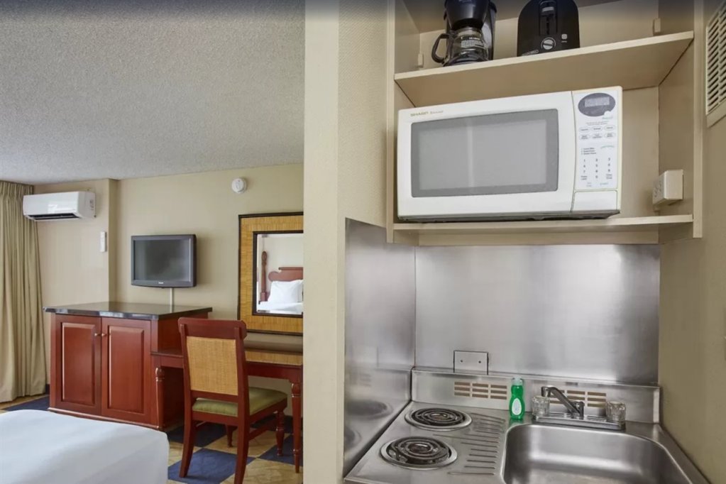 Фото Ewa Hotel Waikiki