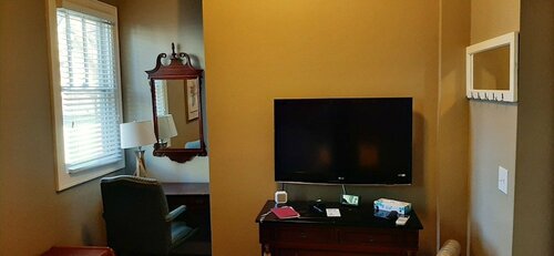 Гостиница The DeBary Inn в Саммите