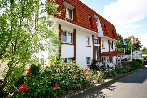 Гостиница Arador City Hotel в Бад-Эйнхаузене