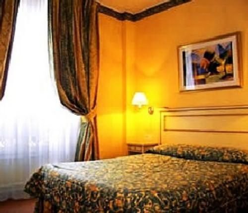 Фото Libertel Gare de l'Est Francais