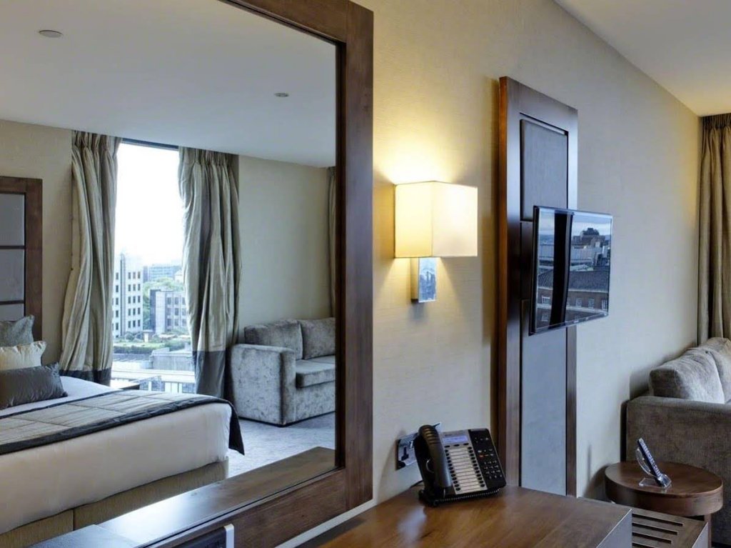 Фото Leonardo Royal London Tower Bridge