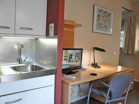 Фото Residencia Universitaria La Ciutadella