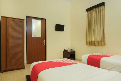 Гостиница Oyo 461 Hotel Madukoro в Джокьякарте