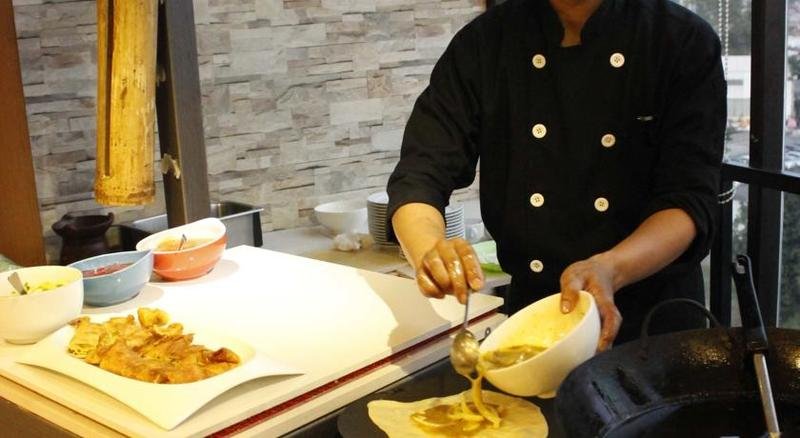 Фото Hotel 88 Embong Malang