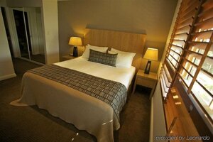 Sea Change Beachfront Apartments (Queensland, City of Cairns, Trinity Beach), hotel