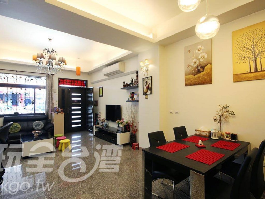 Фото Fish House Hostel