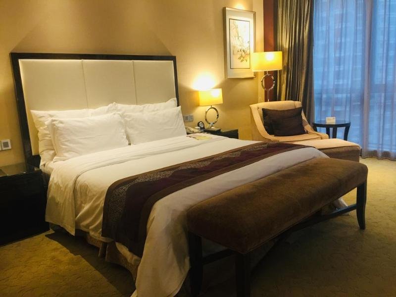 Фото Shenzhen L. gem Hotel