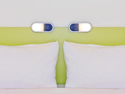 Фото Ibis budget Senlis