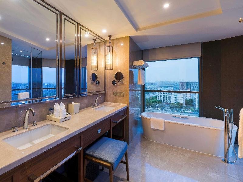 Фото Novotel Shanghai Hongqiao Hotel