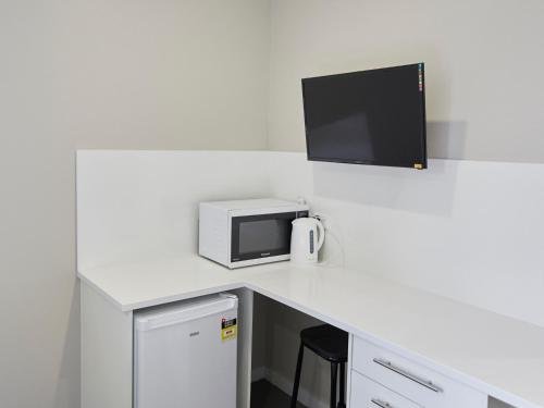 Фото Three Palms Lodge