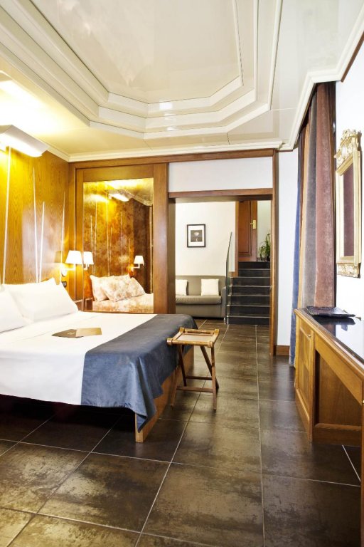 Фото Valadier Hotel
