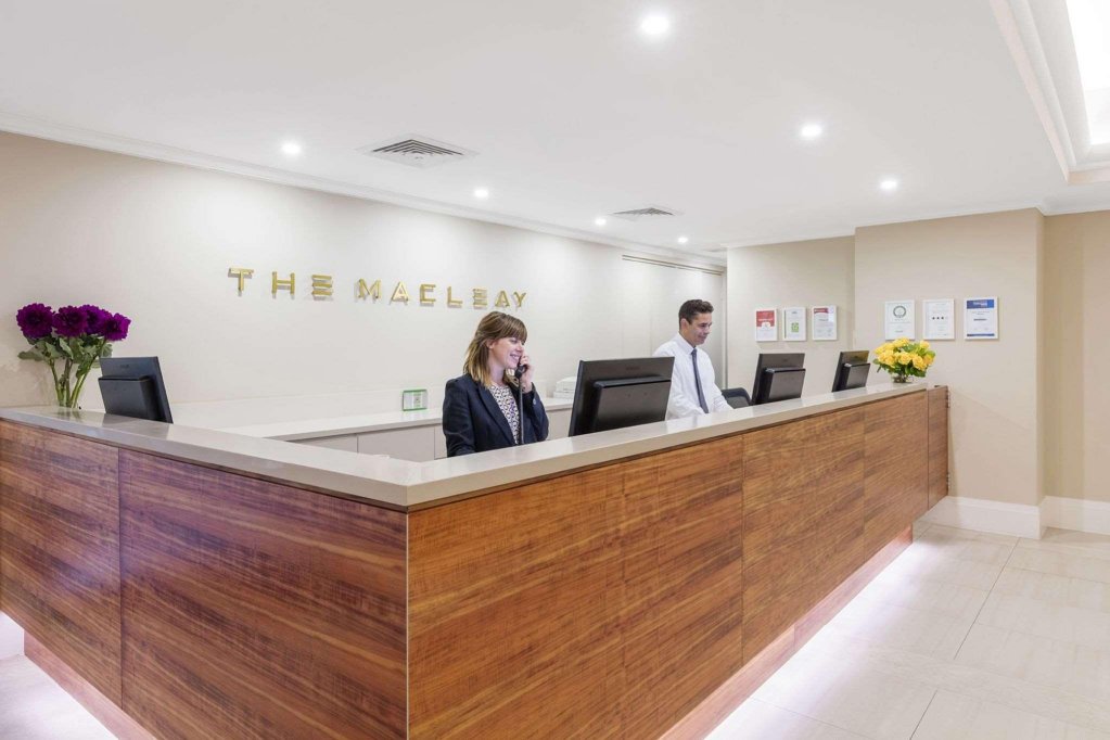 Фото Macleay Hotel