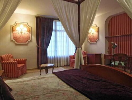 Гостиница Hotel de Camprodon