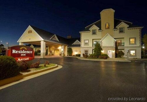 Гостиница Residence Inn by Marriott Springfield в Спрингфилде