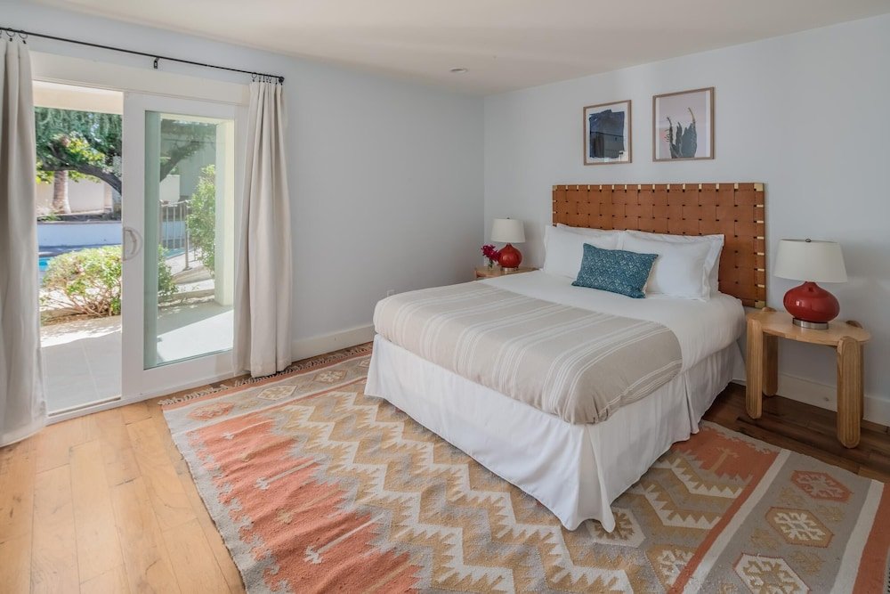 Фото Lincoln by AvantStay Ranch Style Home w Firepit and Pool!