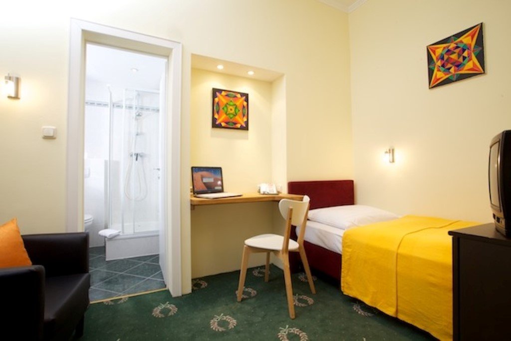 Фото Westbahn Hotel