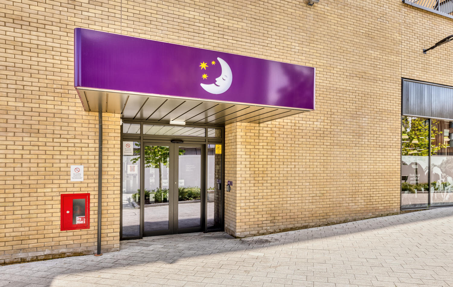 Фото Premier Inn Oxford Botley