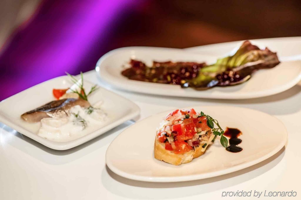 Фото Mercure Hotel Hamburg City