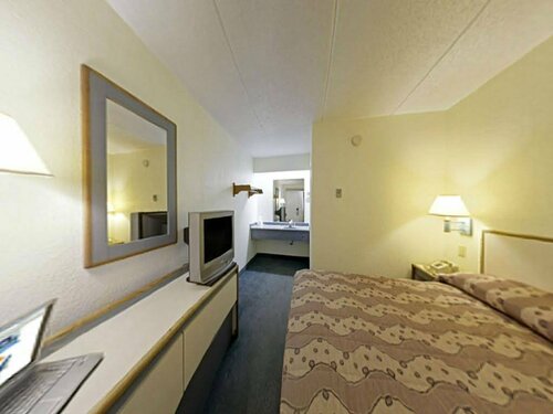 Гостиница Travel Inn - Charlotte в Шарлотте