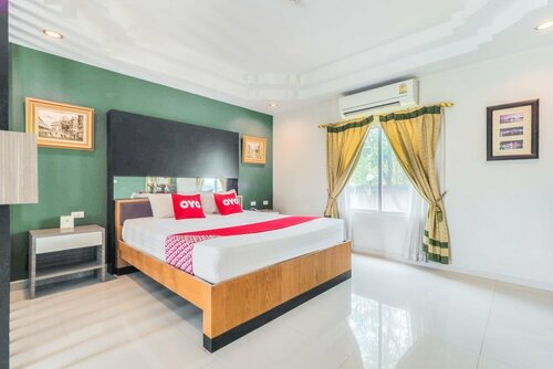 Гостиница Oyo 926 Sydney Resort в Супханбури