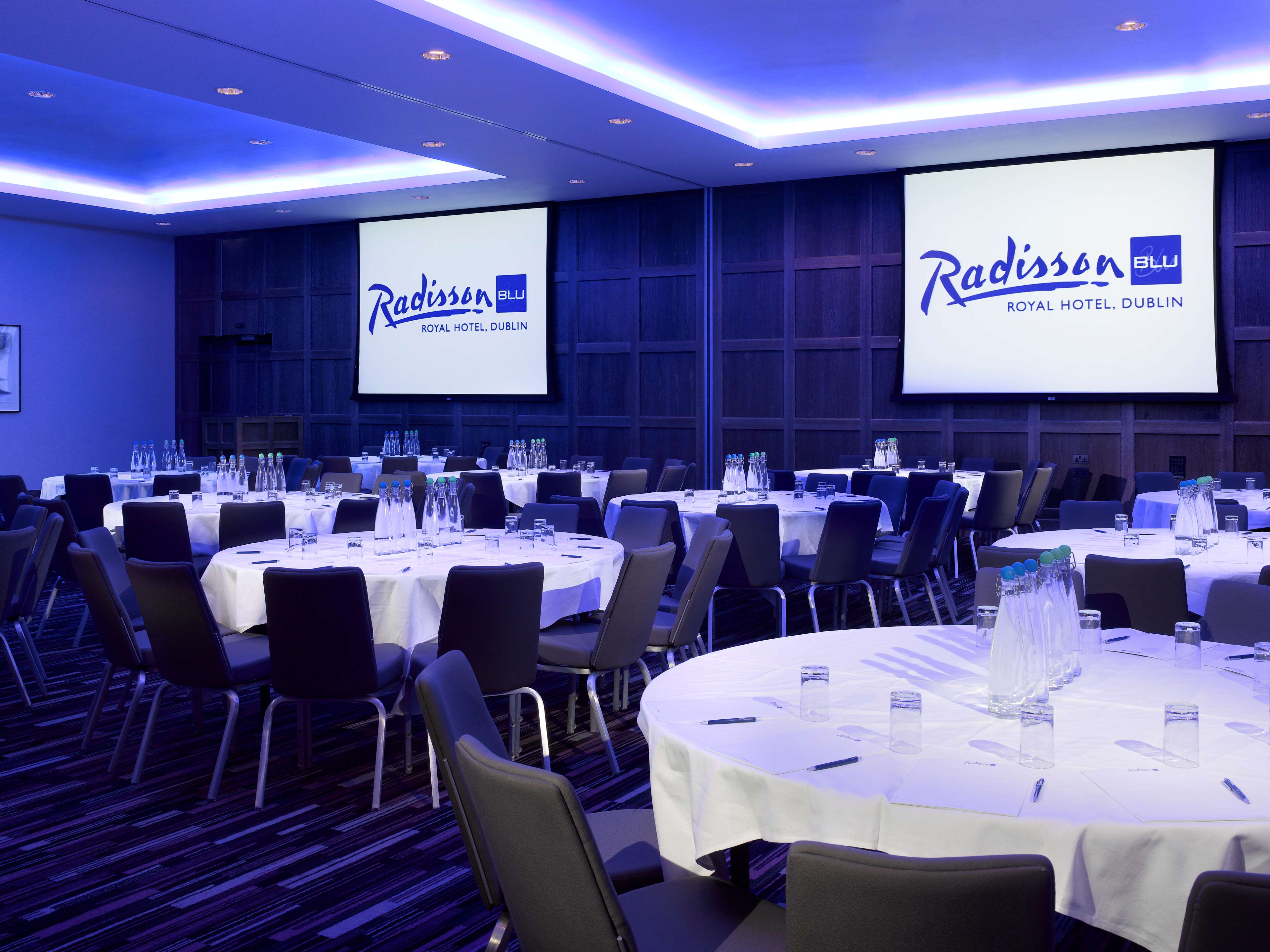 Фото Radisson Blu Royal Hotel, Dublin