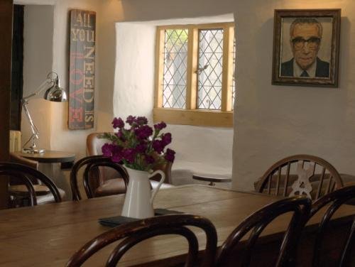 Фото Отель The Kings Arms