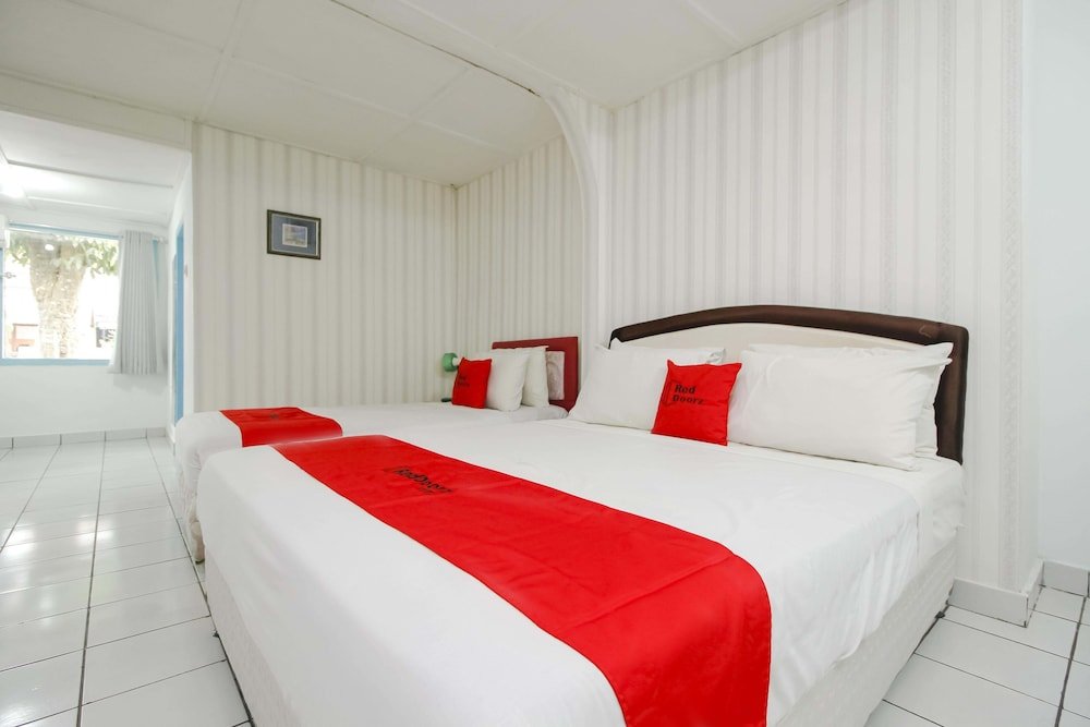 Фото Oyo 358 Hotel Martani