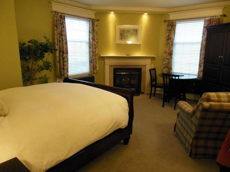 Фото Inn on Broadway