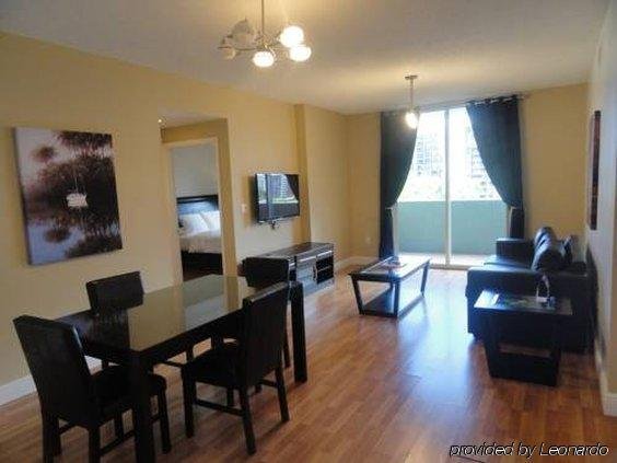 Фото Fortune House Hotel Suites