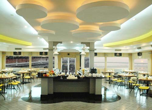 Фото Polo Floatel Kolkata