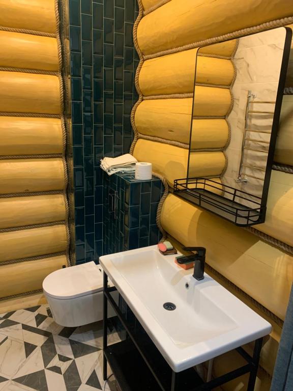 Фото Медоед